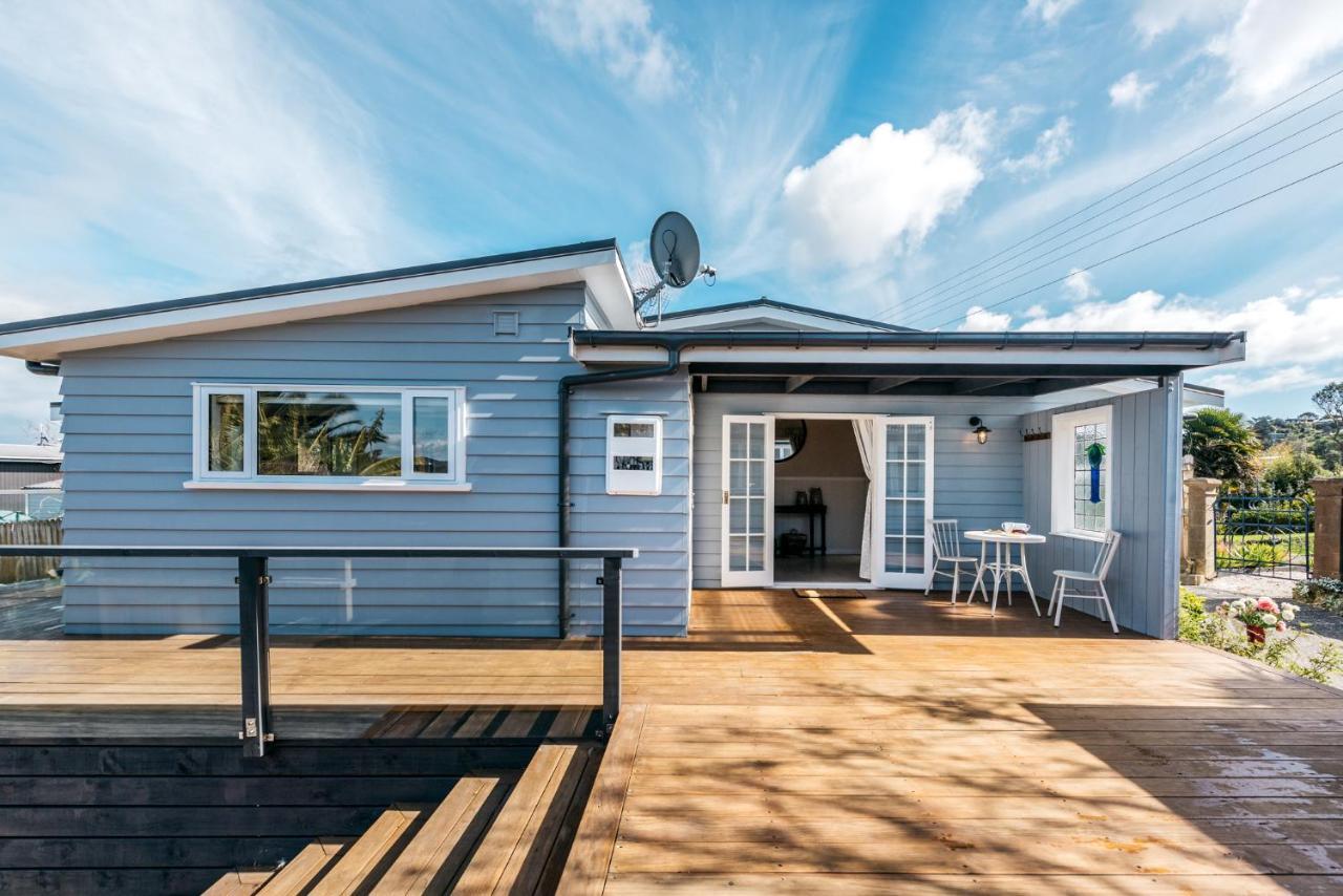 Pohutukawa Cottage, Waiheke Island Surfdale Exterior photo