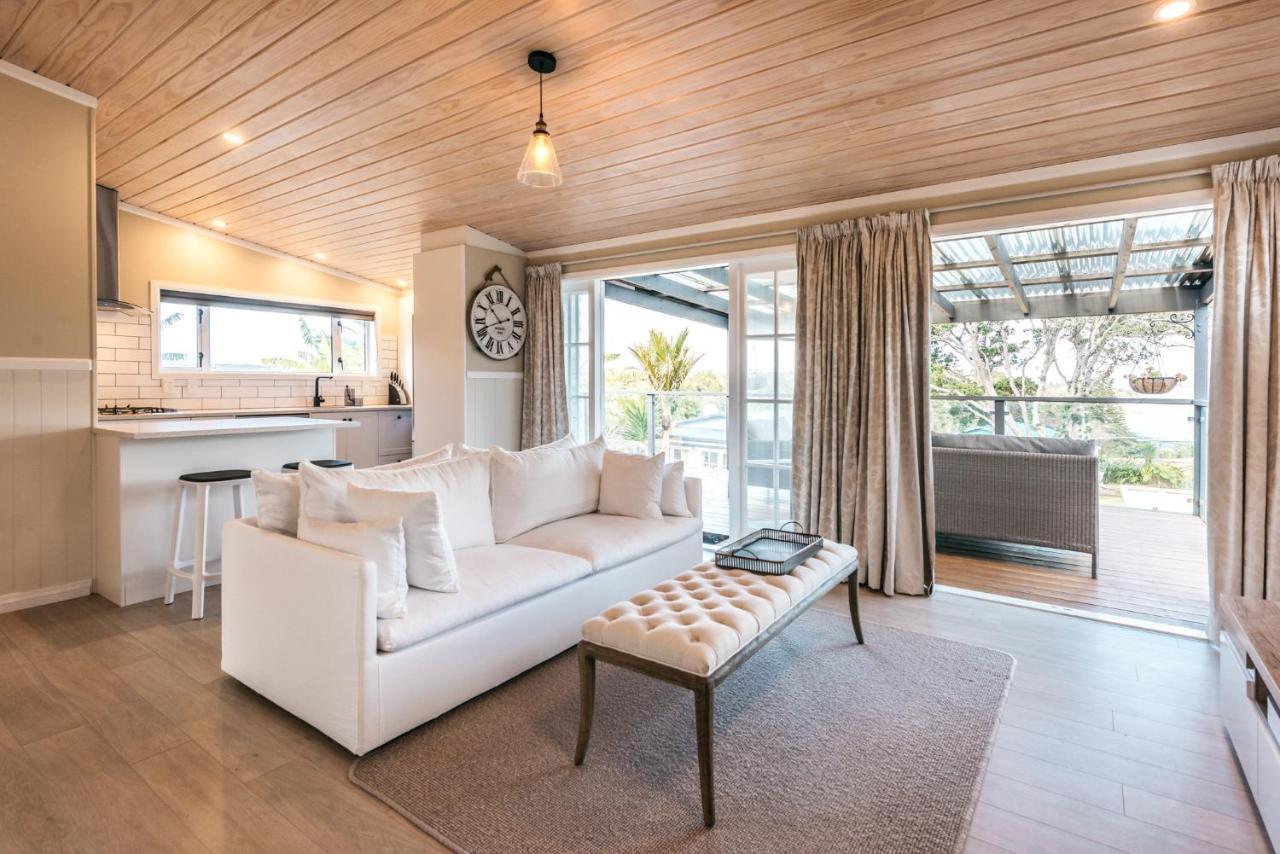 Pohutukawa Cottage, Waiheke Island Surfdale Exterior photo