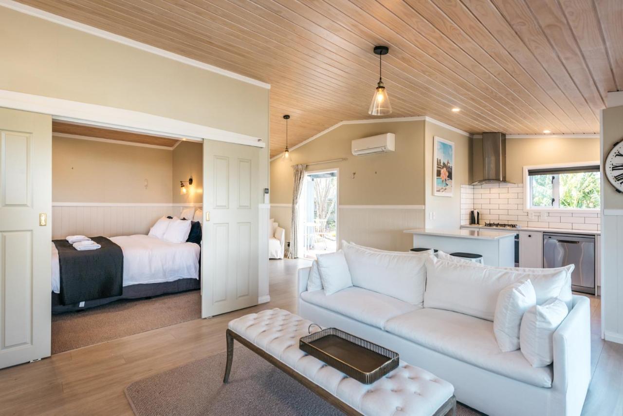 Pohutukawa Cottage, Waiheke Island Surfdale Exterior photo